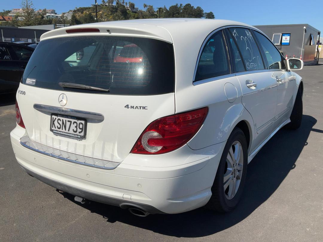 Photo '8' of Mercedes-Benz R-Class R350 4Matic