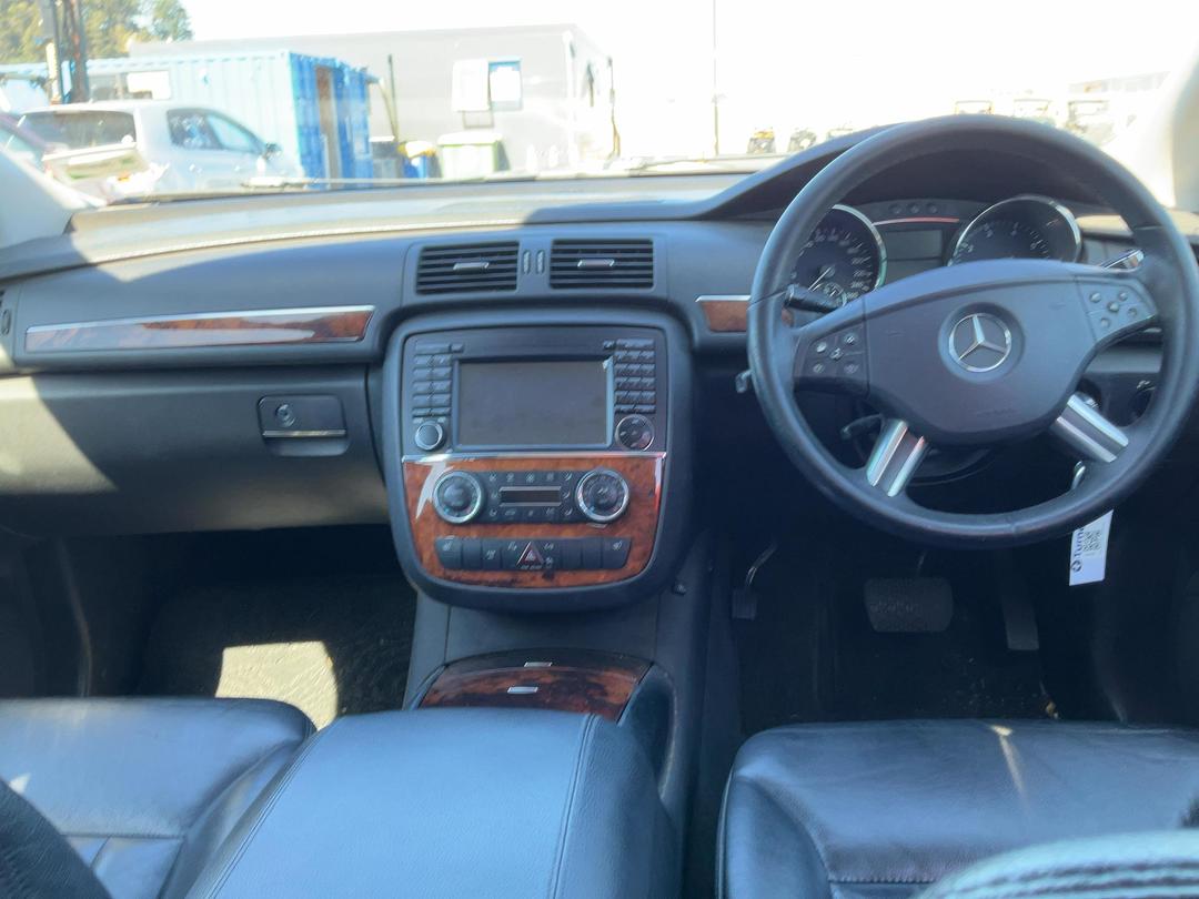 Photo '10' of Mercedes-Benz R-Class R350 4Matic