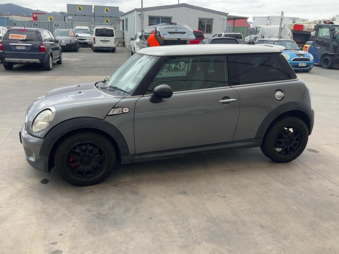 Photo '5' of Mini Cooper S Photo '5' of Mini Cooper S