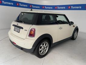 Photo '7' of Mini ONE