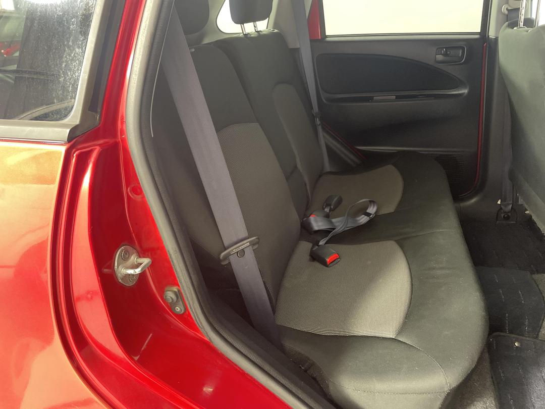 Photo '18' of Mitsubishi Colt Plus