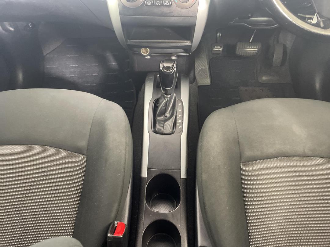 Photo '16' of Mitsubishi Colt Plus