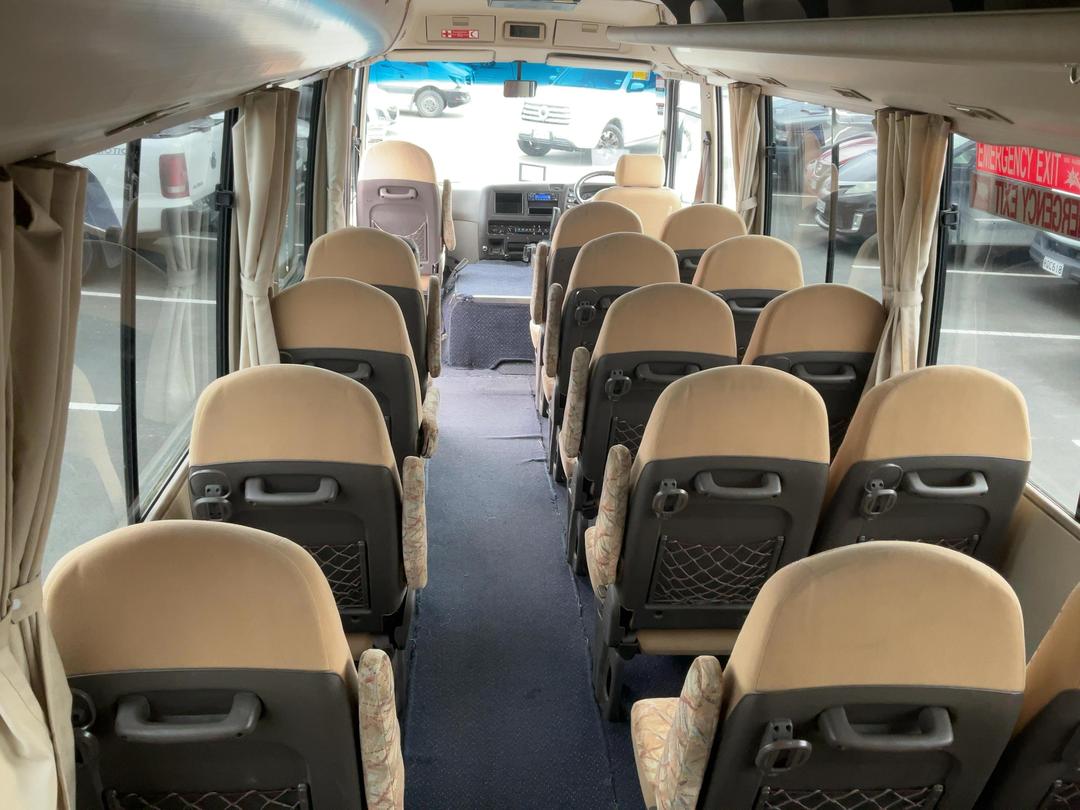 Photo '20' of Mitsubishi Fuso Rosa LWB Custom Auto Bus