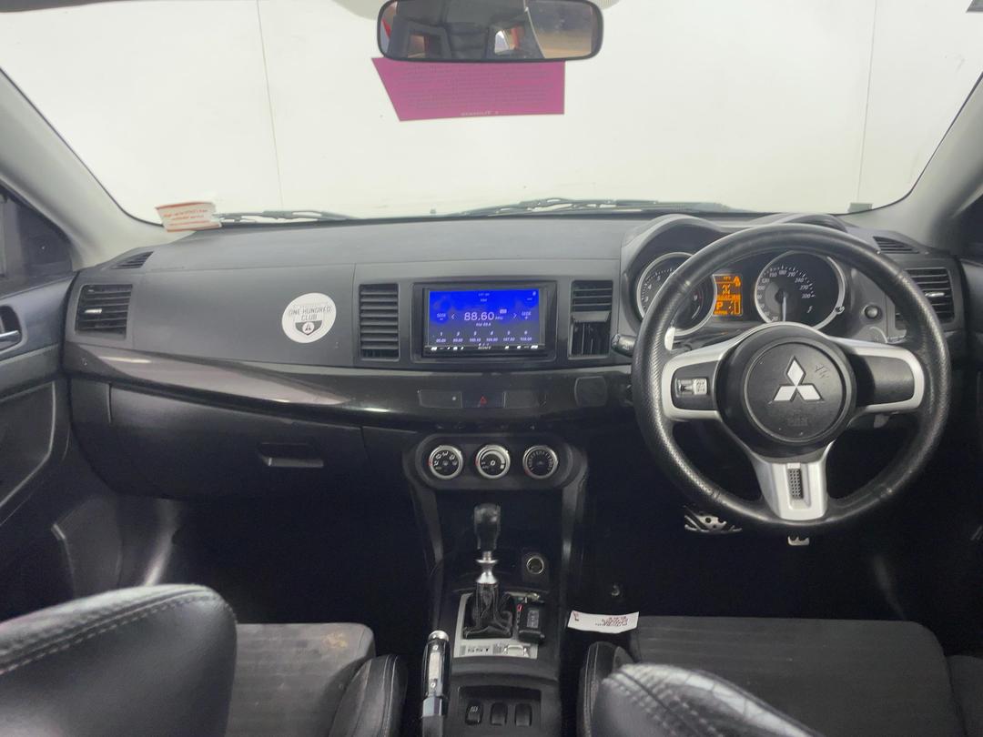 Photo '15' of Mitsubishi Lancer Evolution