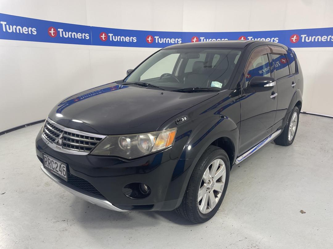 Photo '4' of Mitsubishi Outlander