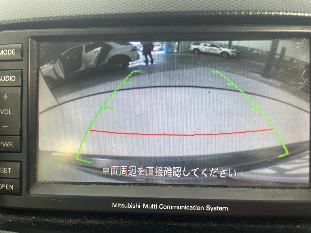 Photo '23' of Mitsubishi Outlander