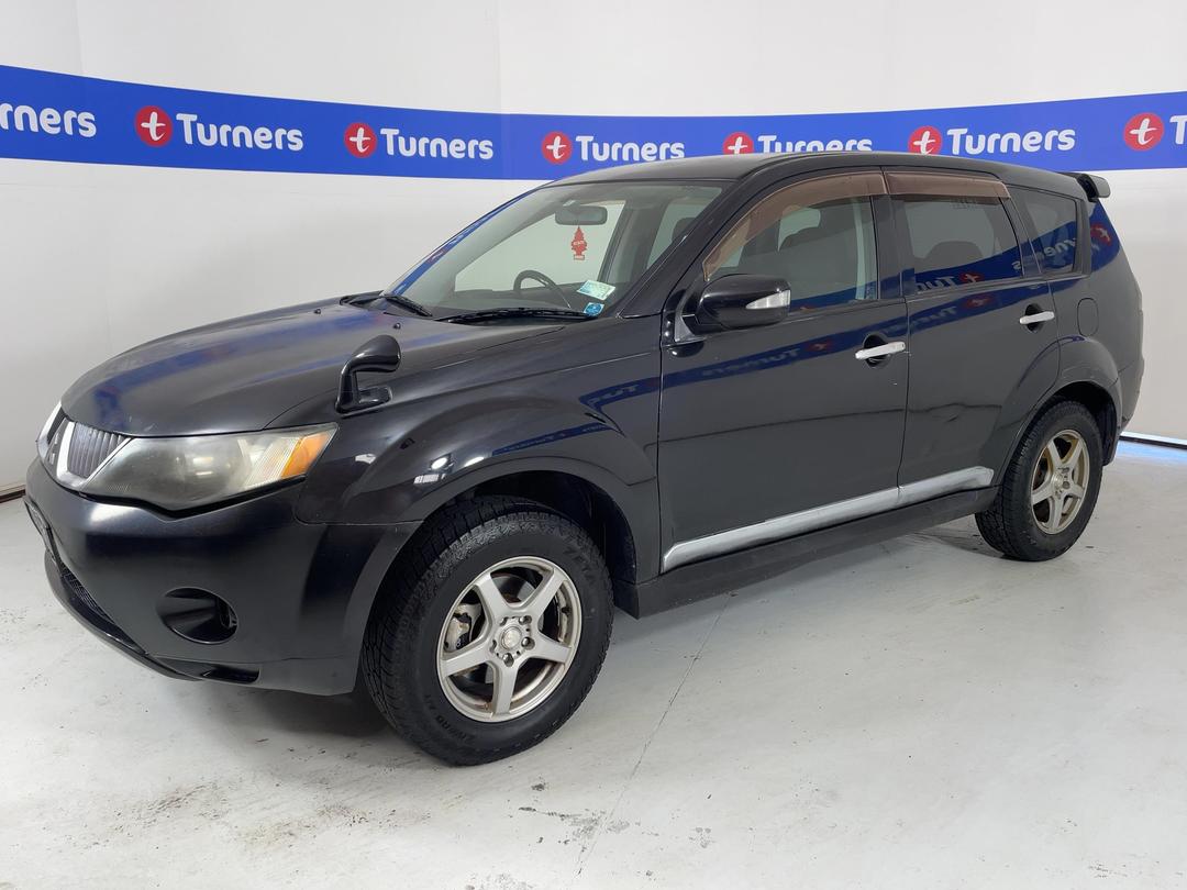 Photo '4' of Mitsubishi Outlander