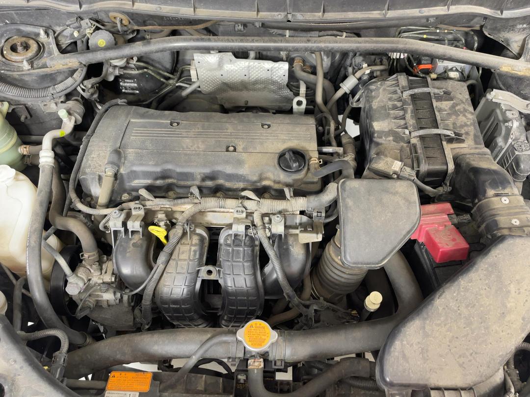 Photo '13' of Mitsubishi Outlander