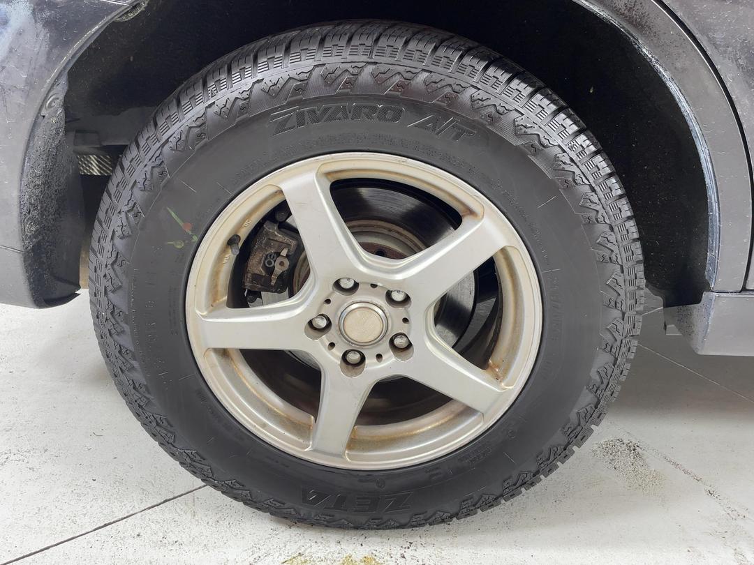 Photo '12' of Mitsubishi Outlander