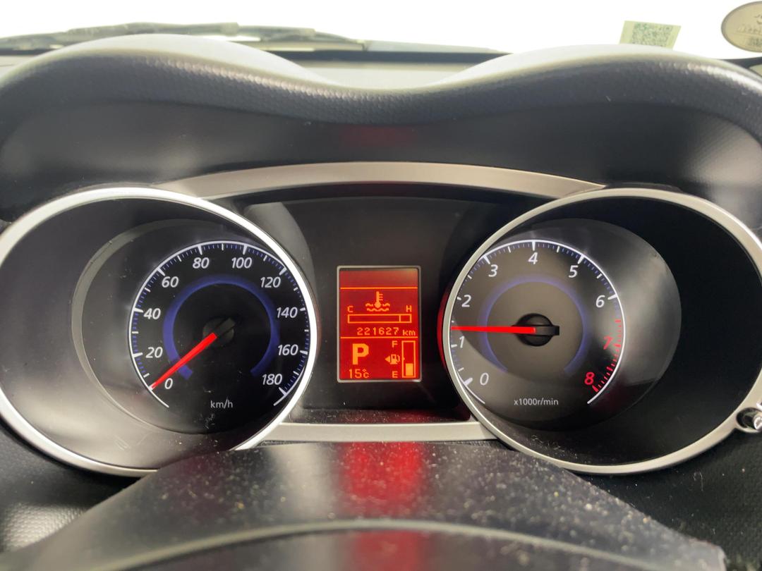 Photo '21' of Mitsubishi Outlander