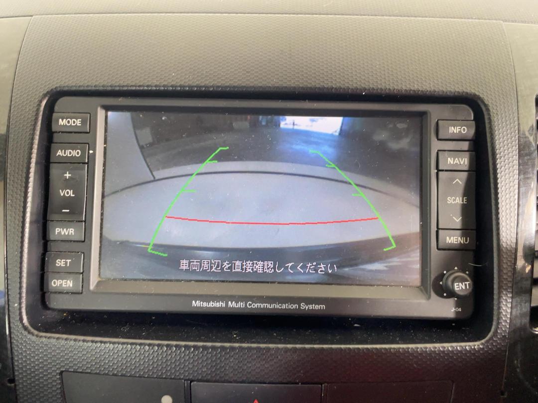 Photo '24' of Mitsubishi Outlander