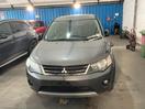 Thumbnail '5' of Mitsubishi Outlander