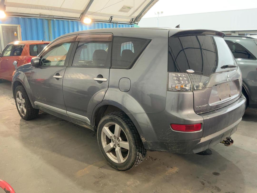 Photo '12' of Mitsubishi Outlander Photo '12' of Mitsubishi Outlander