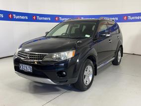Photo '4' of Mitsubishi Outlander
