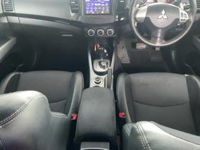 Photo '18' of Mitsubishi Outlander
