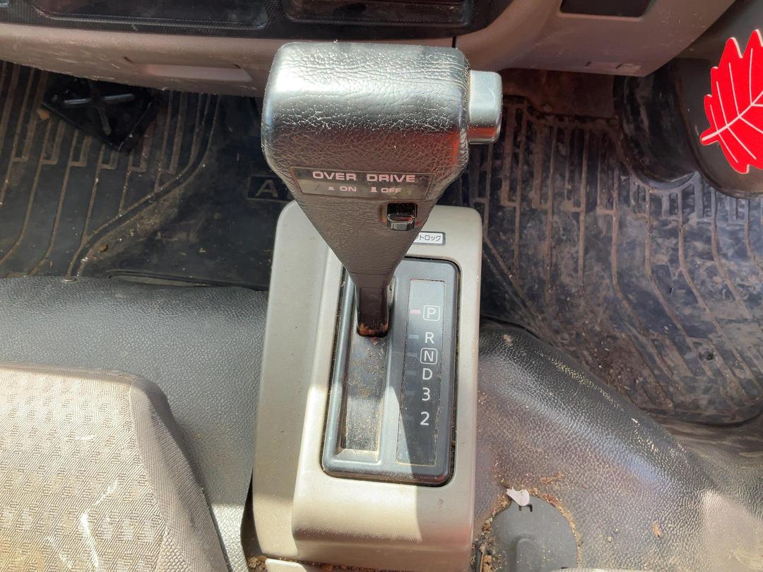 Photo '14' of Nissan Atlas Flat Deck