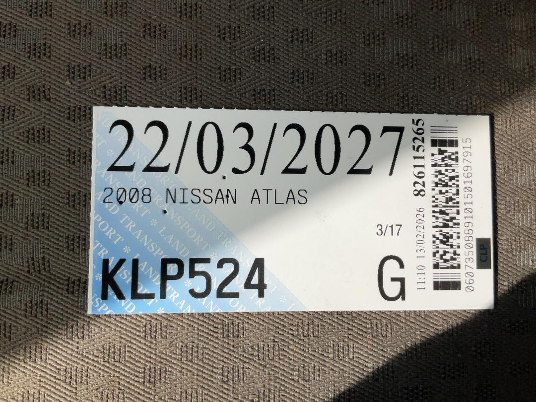 Photo '34' of Nissan Atlas Flat Deck