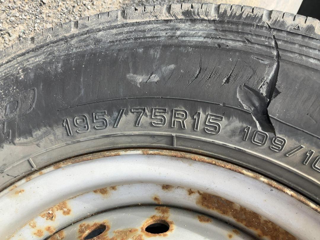 Photo '27' of Nissan Atlas Flat Deck