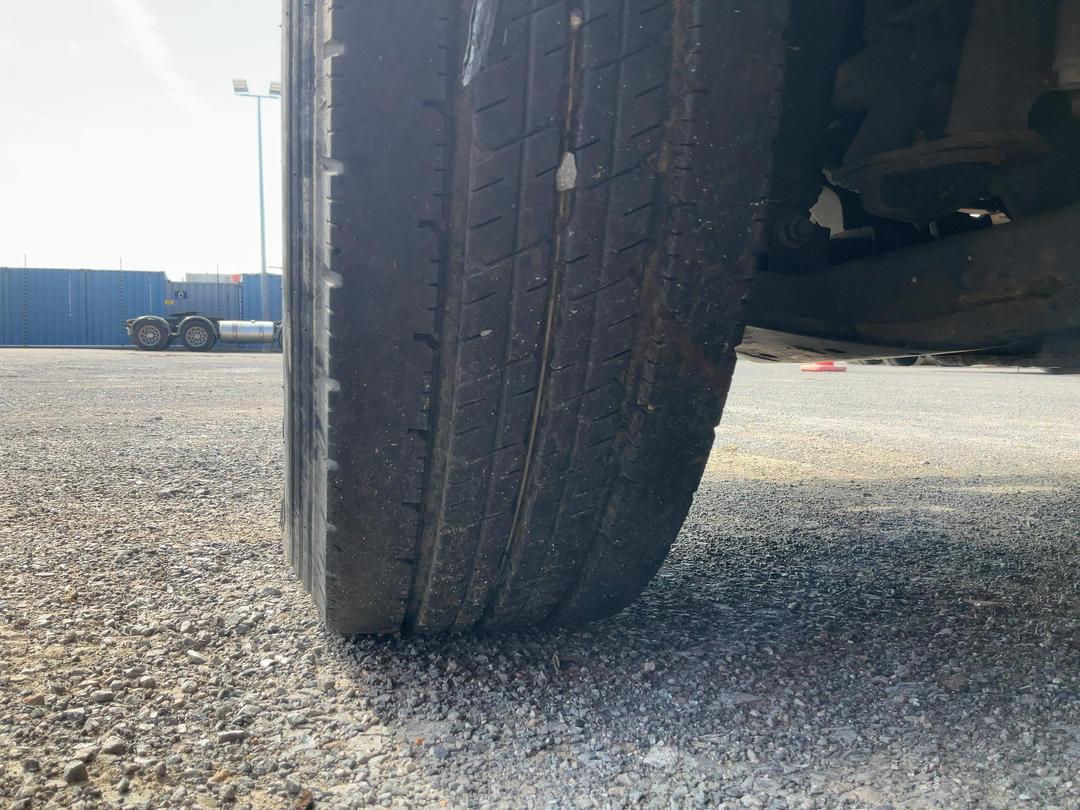 Photo '28' of Nissan Atlas Flat Deck