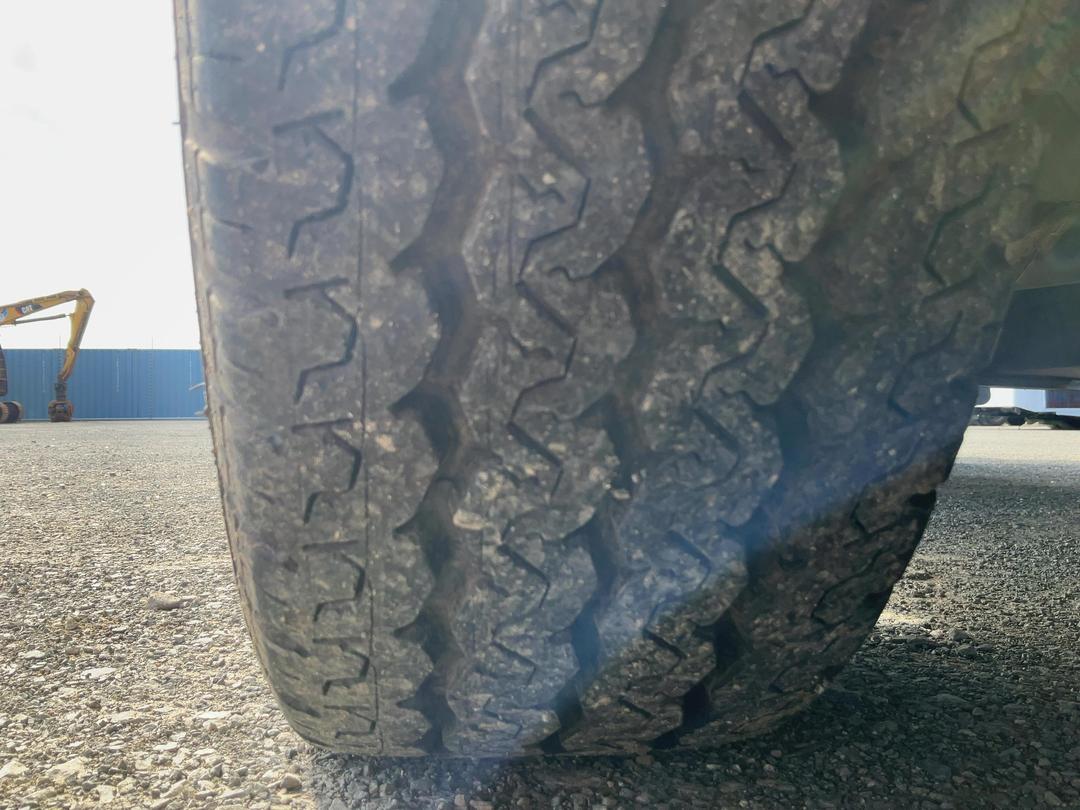 Photo '31' of Nissan Atlas Flat Deck