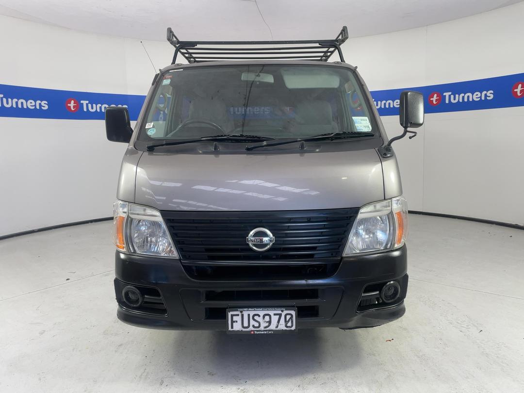 Photo '2' of Nissan Caravan