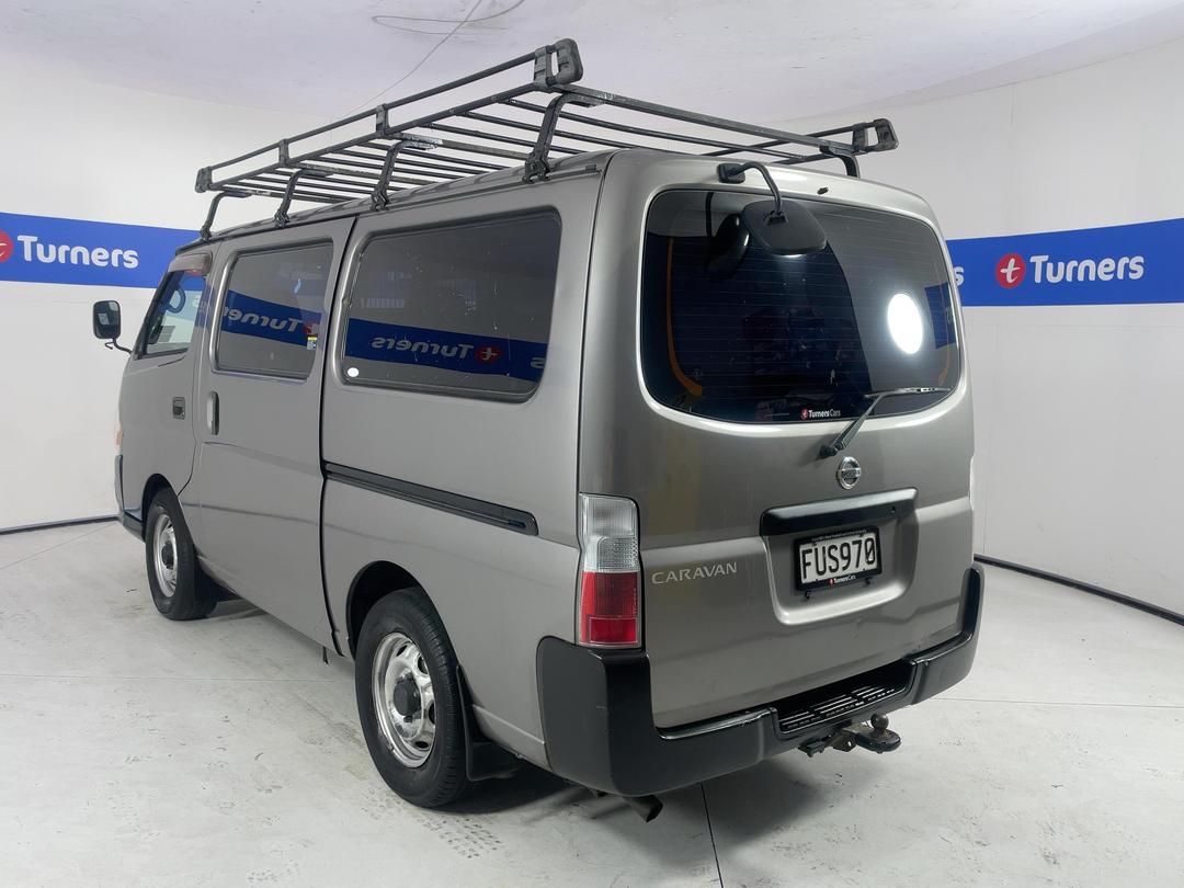 Photo '5' of Nissan Caravan