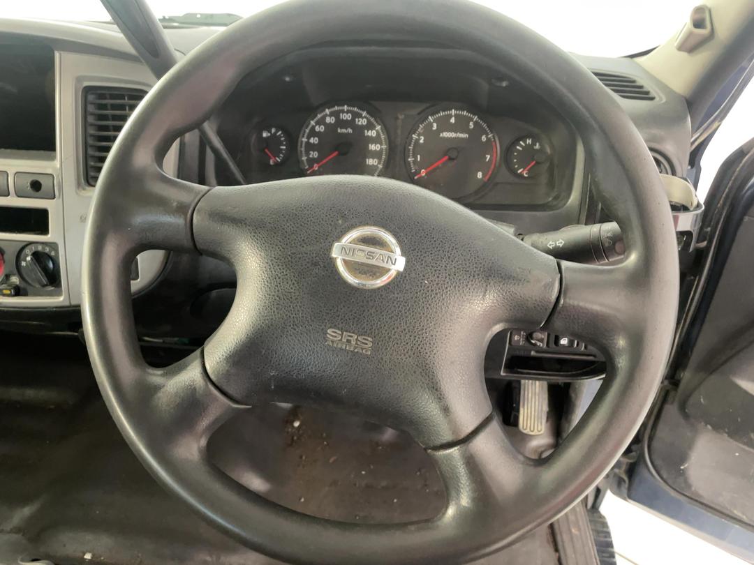 Photo '22' of Nissan Caravan Photo '22' of Nissan Caravan