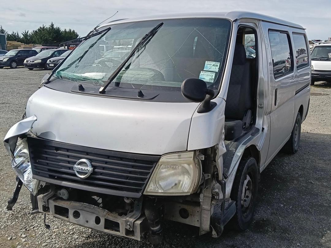Photo '3' of Nissan Caravan