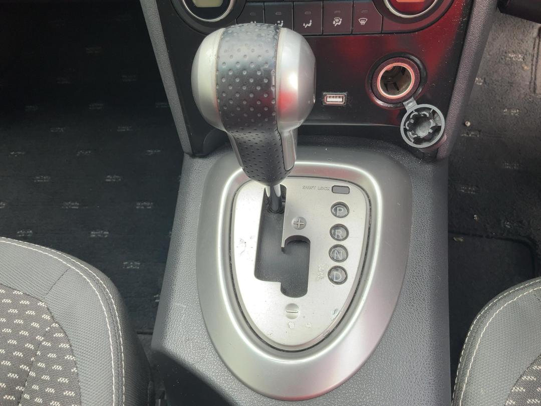 Photo '30' of Nissan Dualis