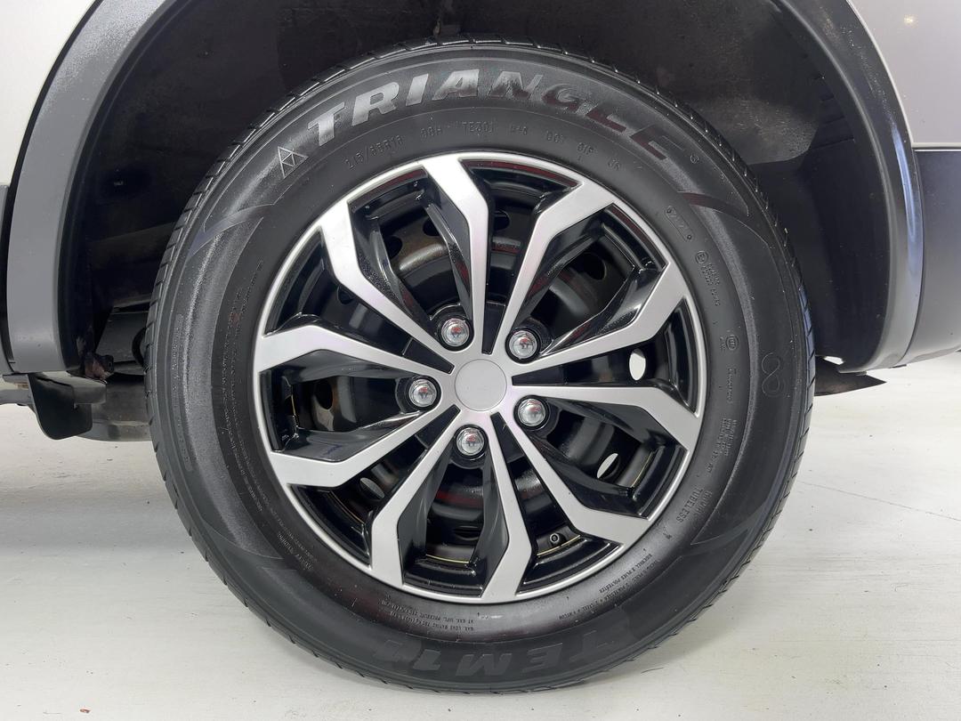 Photo '11' of Nissan Dualis