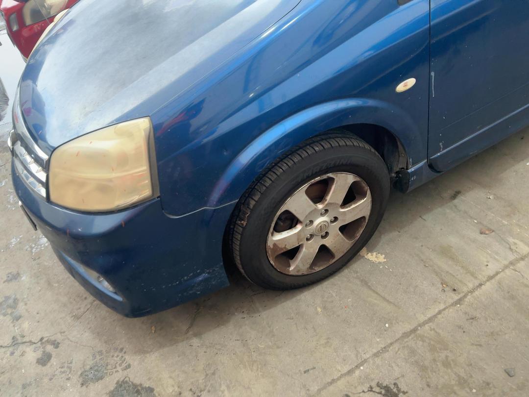 Photo '6' of Nissan Lafesta