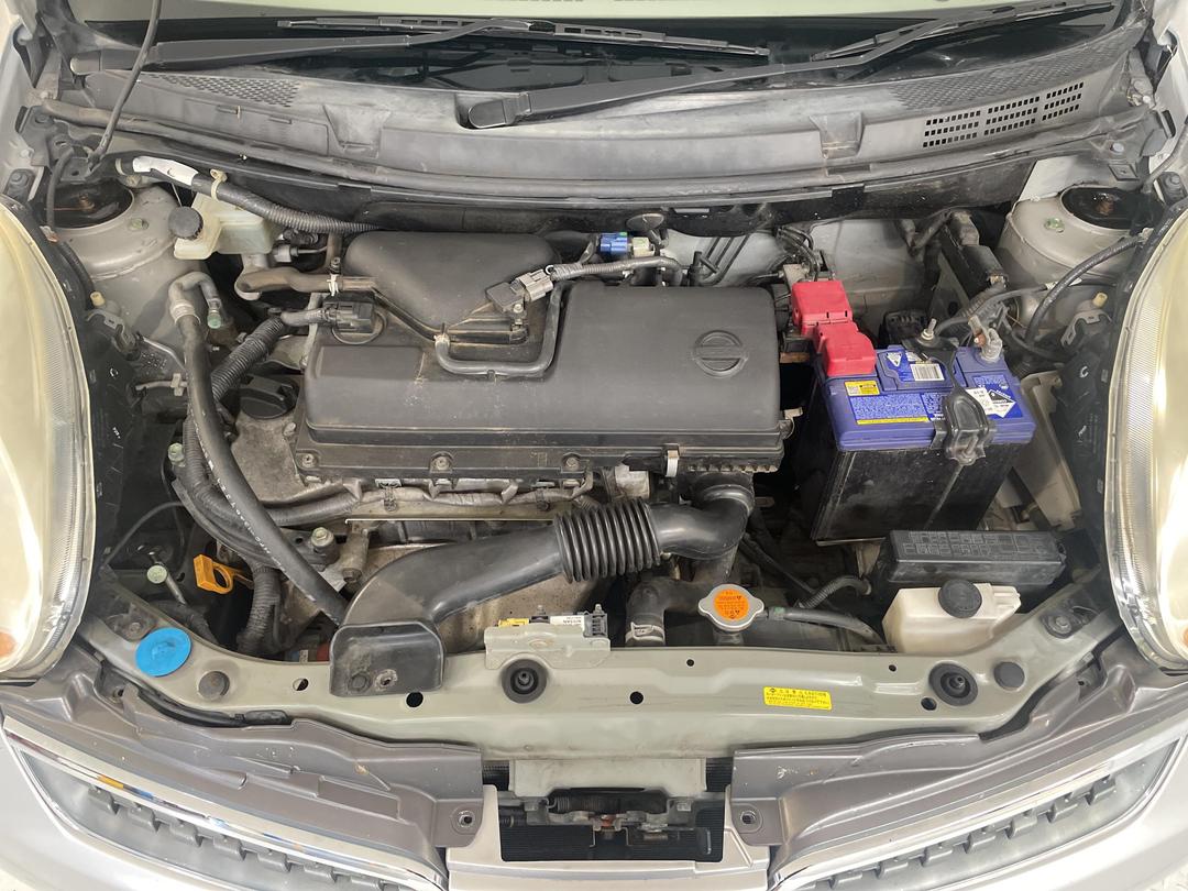 Photo '13' of Nissan March