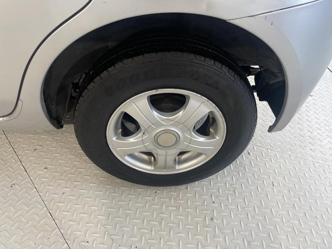 Photo '11' of Nissan March