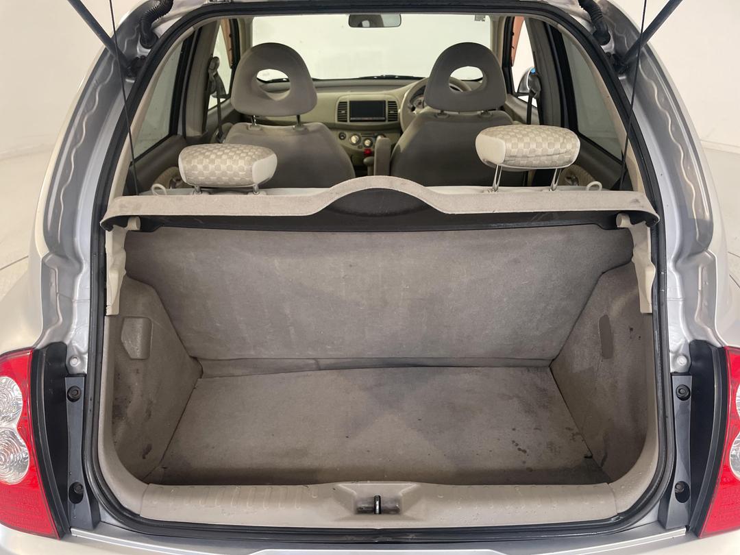 Photo '14' of Nissan March