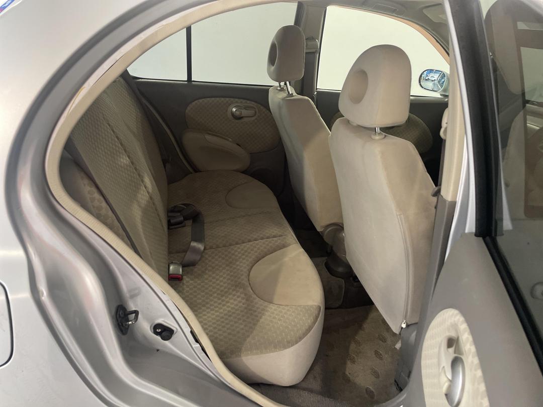 Photo '20' of Nissan March