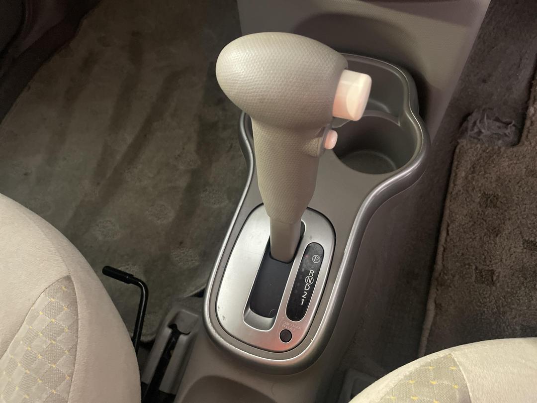 Photo '29' of Nissan March