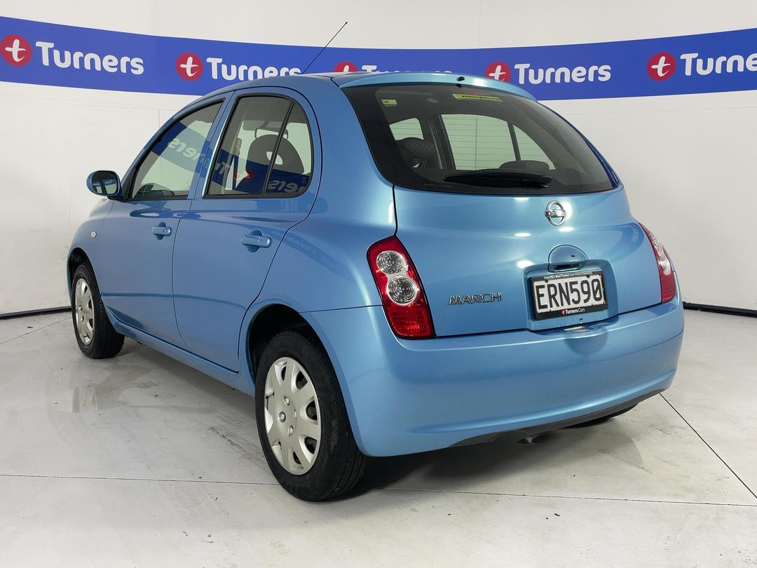 Photo '5' of Nissan March