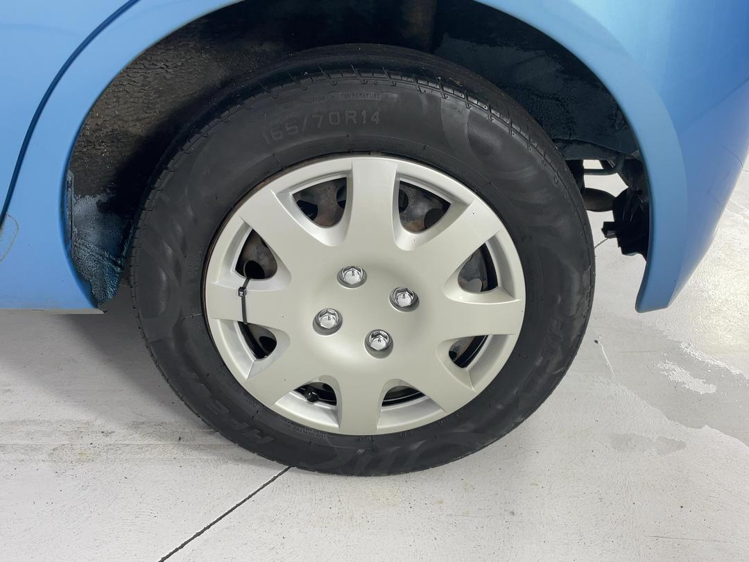 Photo '11' of Nissan March