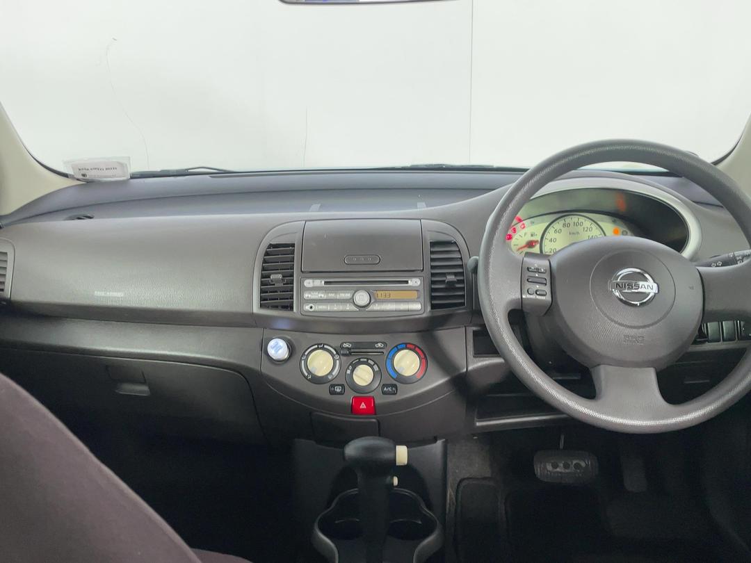 Photo '17' of Nissan March