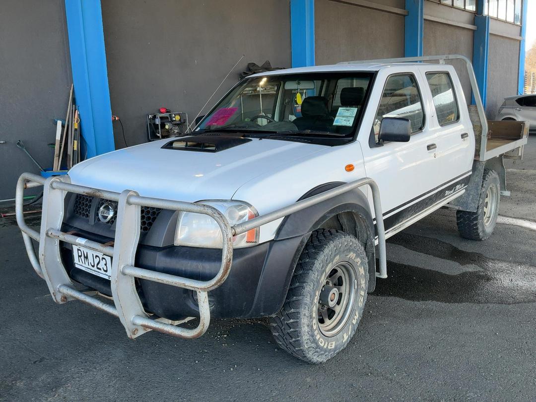 Photo '4' of Nissan Navara D/C Photo '4' of Nissan Navara D/C