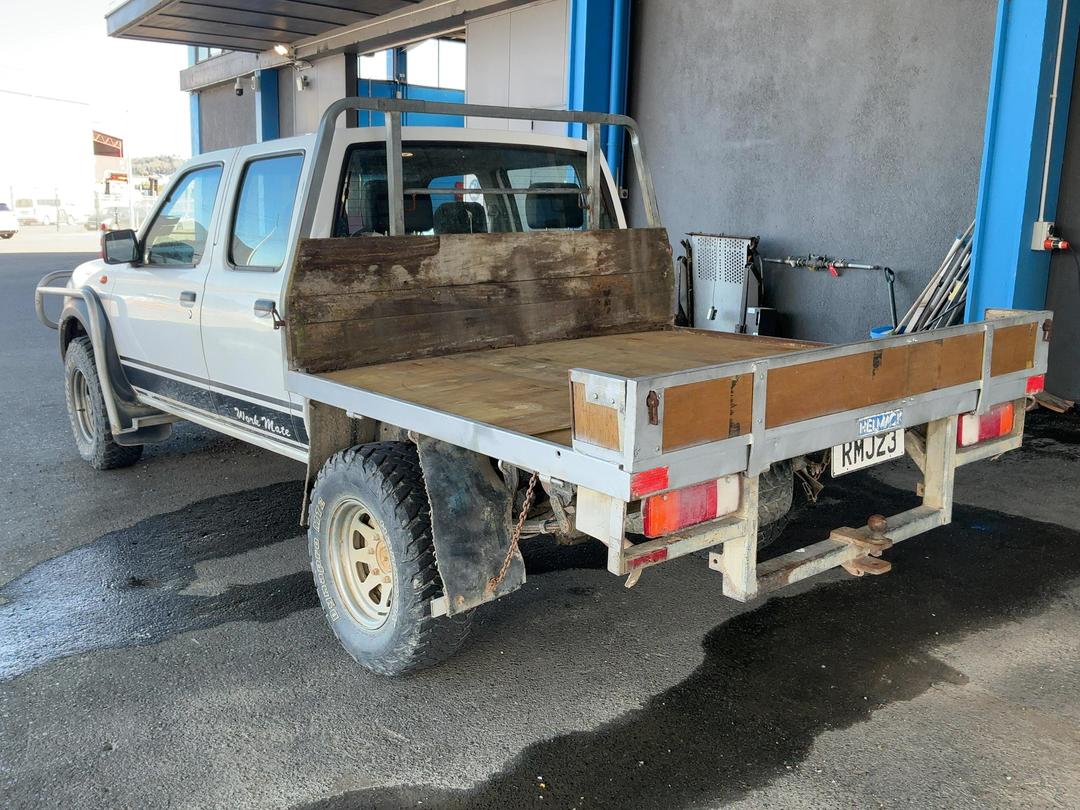 Photo '10' of Nissan Navara D/C Photo '10' of Nissan Navara D/C