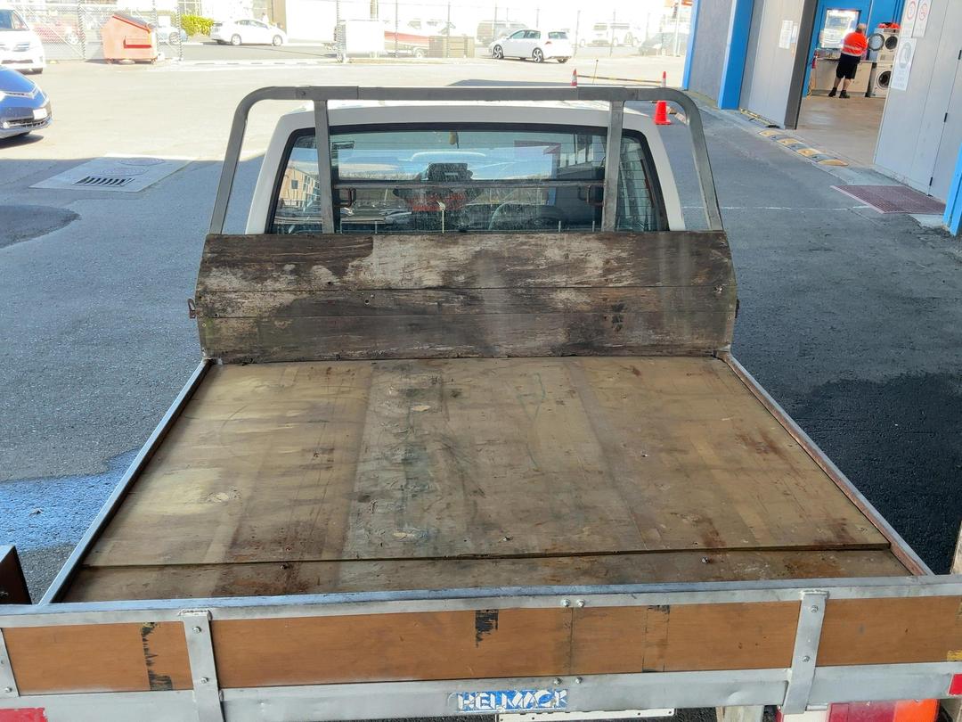 Photo '12' of Nissan Navara D/C Photo '12' of Nissan Navara D/C