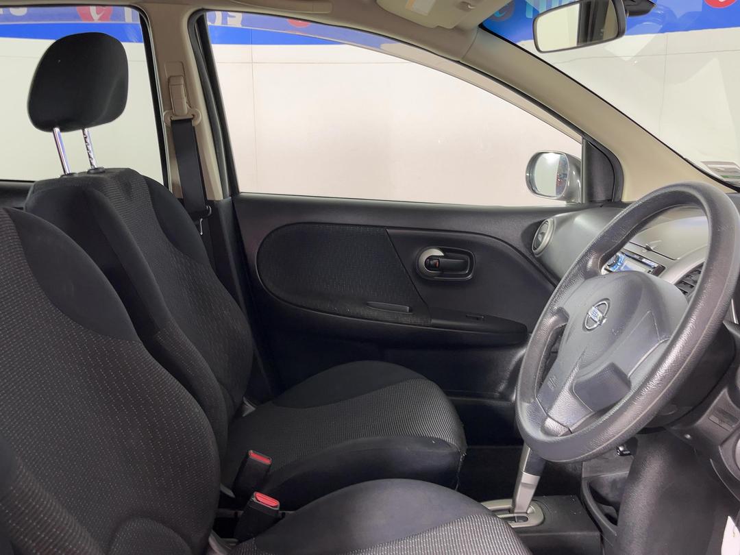 Photo '16' of Nissan Note