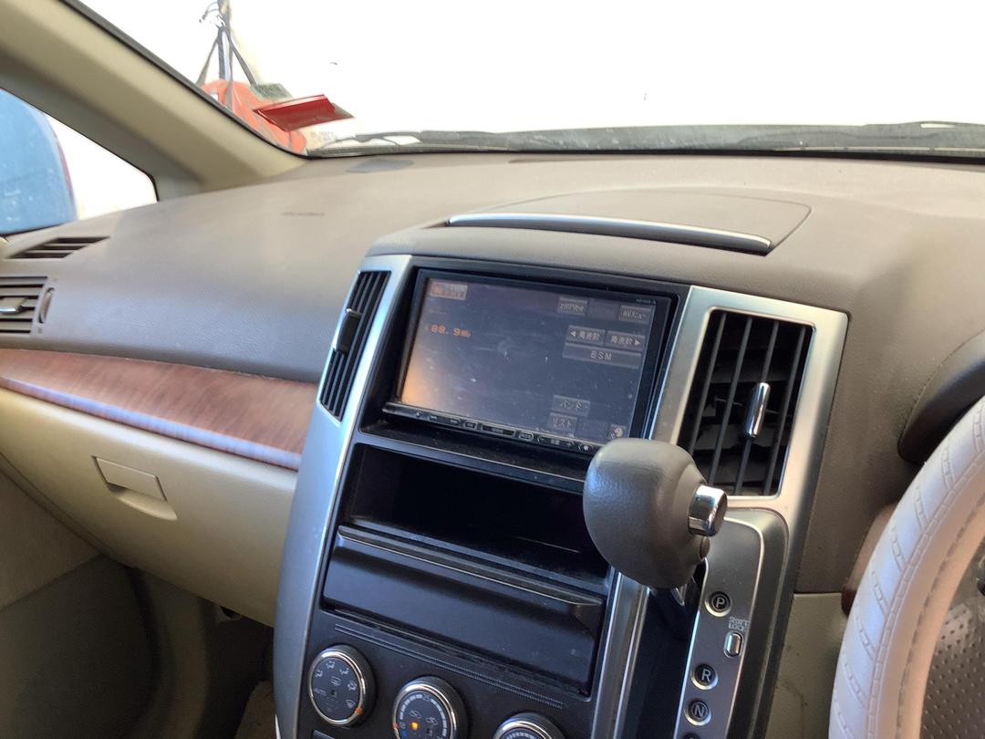 Photo '18' of Nissan Presage Photo '18' of Nissan Presage