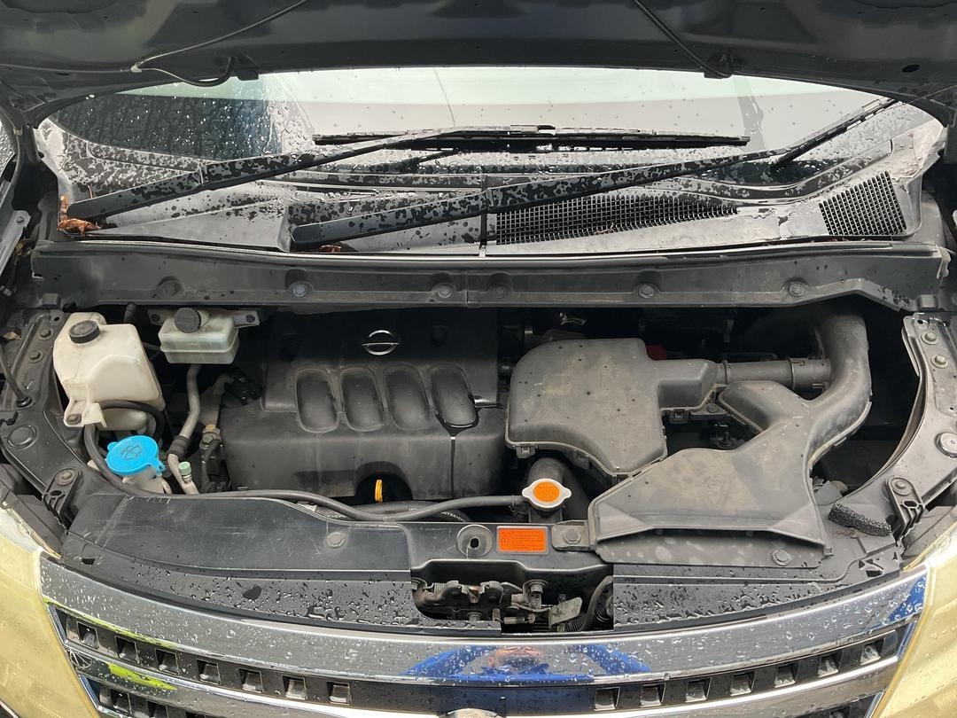 Photo '6' of Nissan Serena