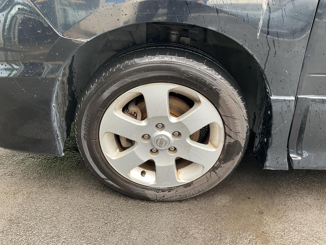 Photo '5' of Nissan Serena