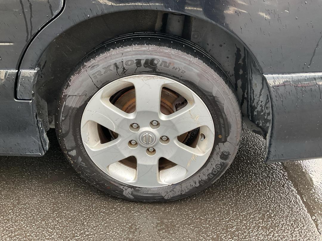 Photo '11' of Nissan Serena