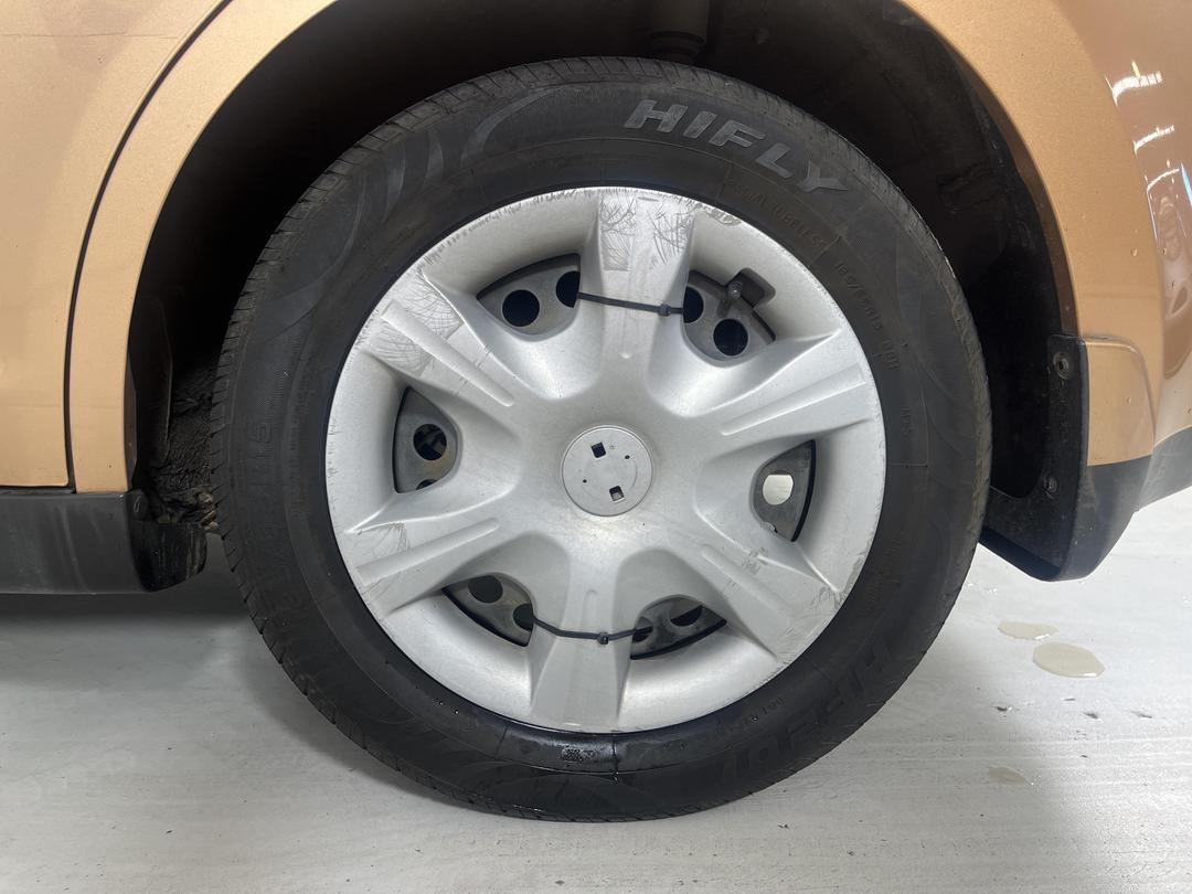 Photo '11' of Nissan Tiida