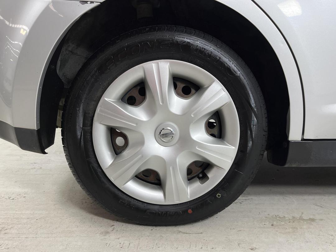 Photo '12' of Nissan Tiida