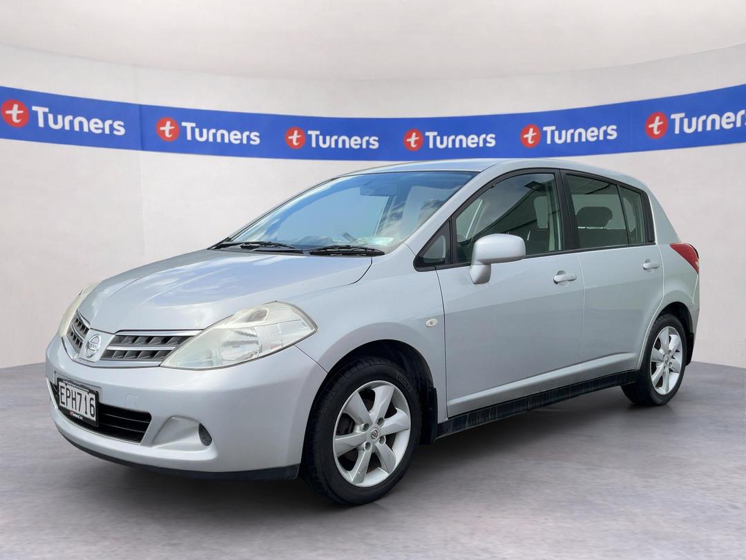 Photo '4' of Nissan Tiida
